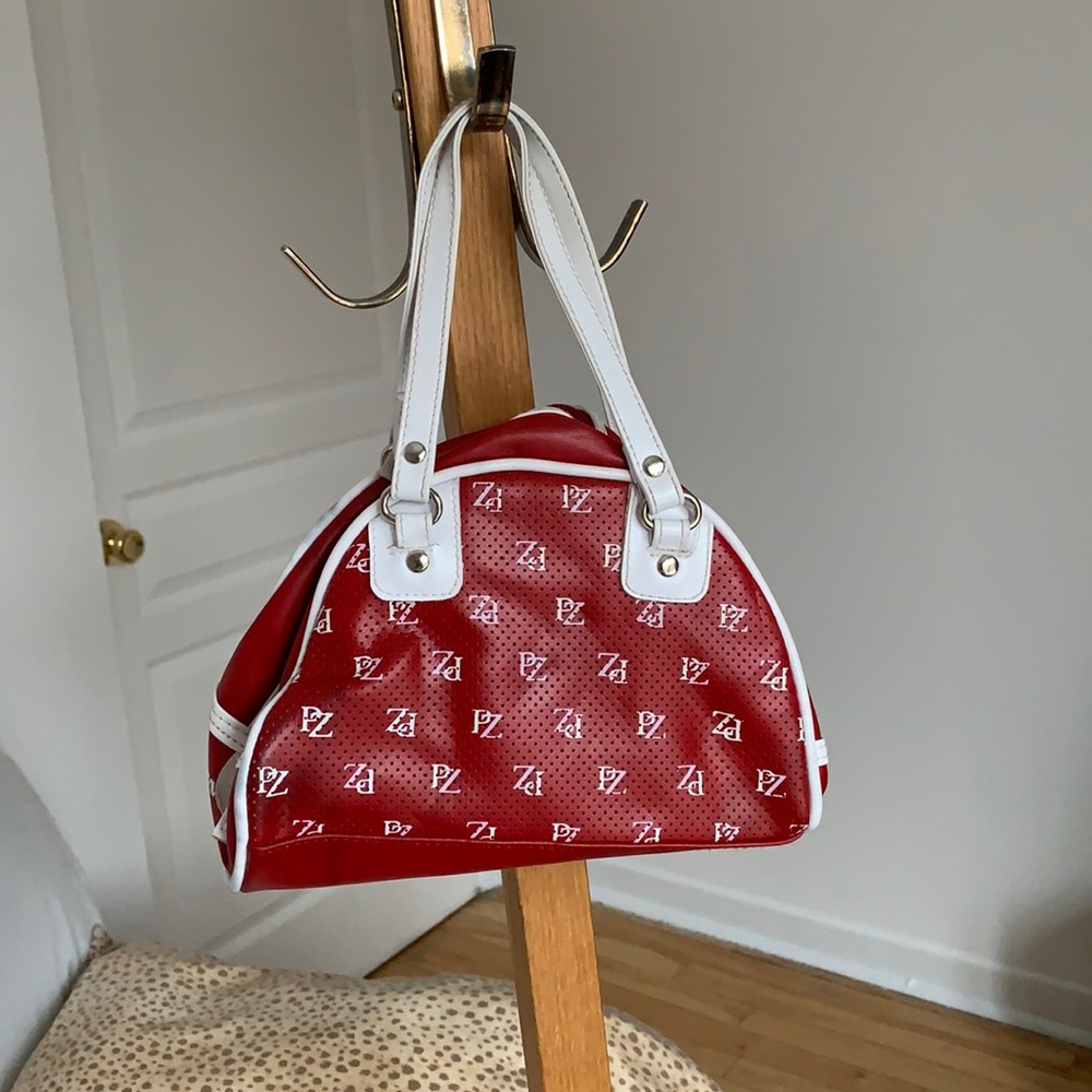 Hand bag